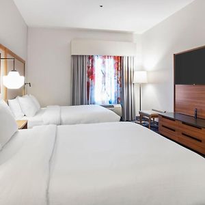 Queen Room Two Queen Beds